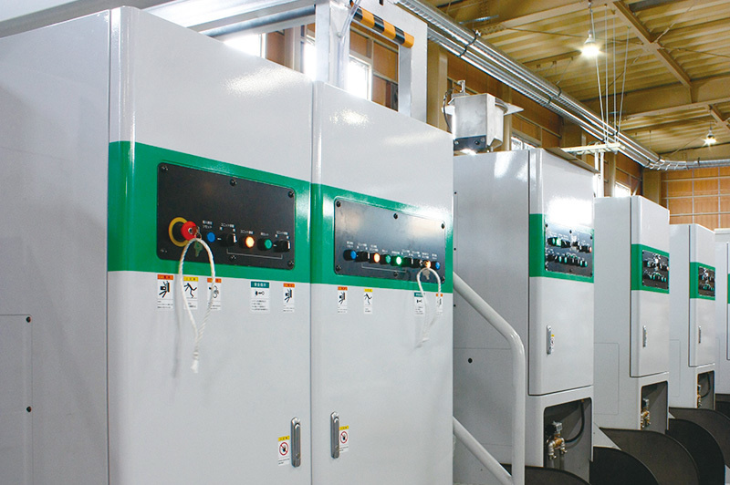 ダイカット部（溝切り・罫線入れ）